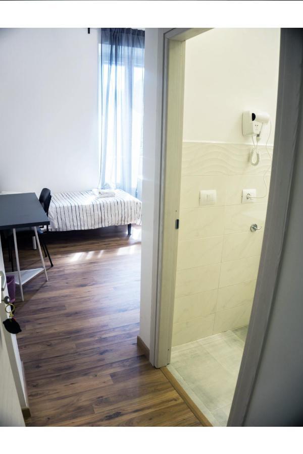 Cosmo Guesthouse Rzym Zewnętrze zdjęcie