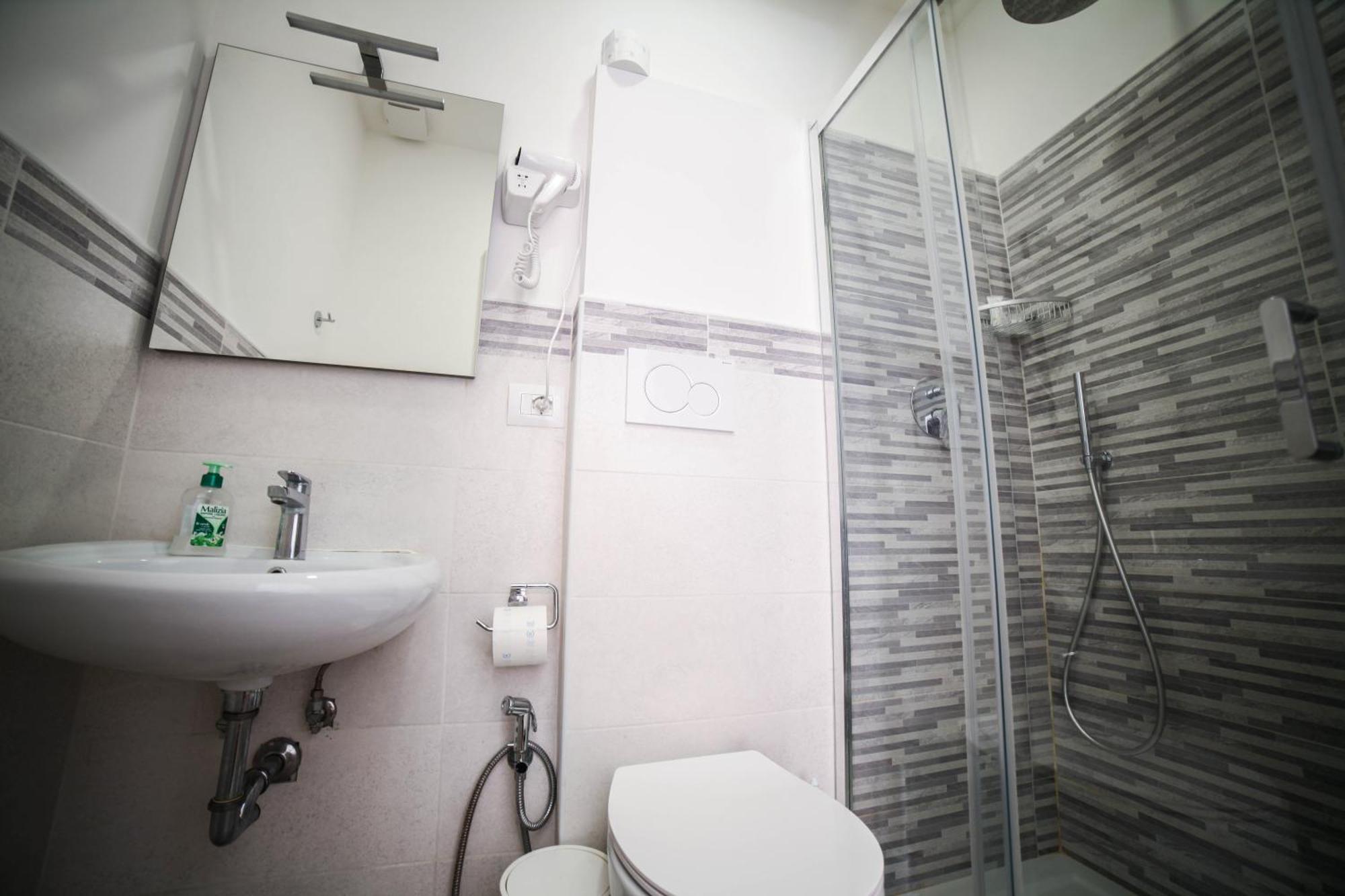 Cosmo Guesthouse Rzym Zewnętrze zdjęcie