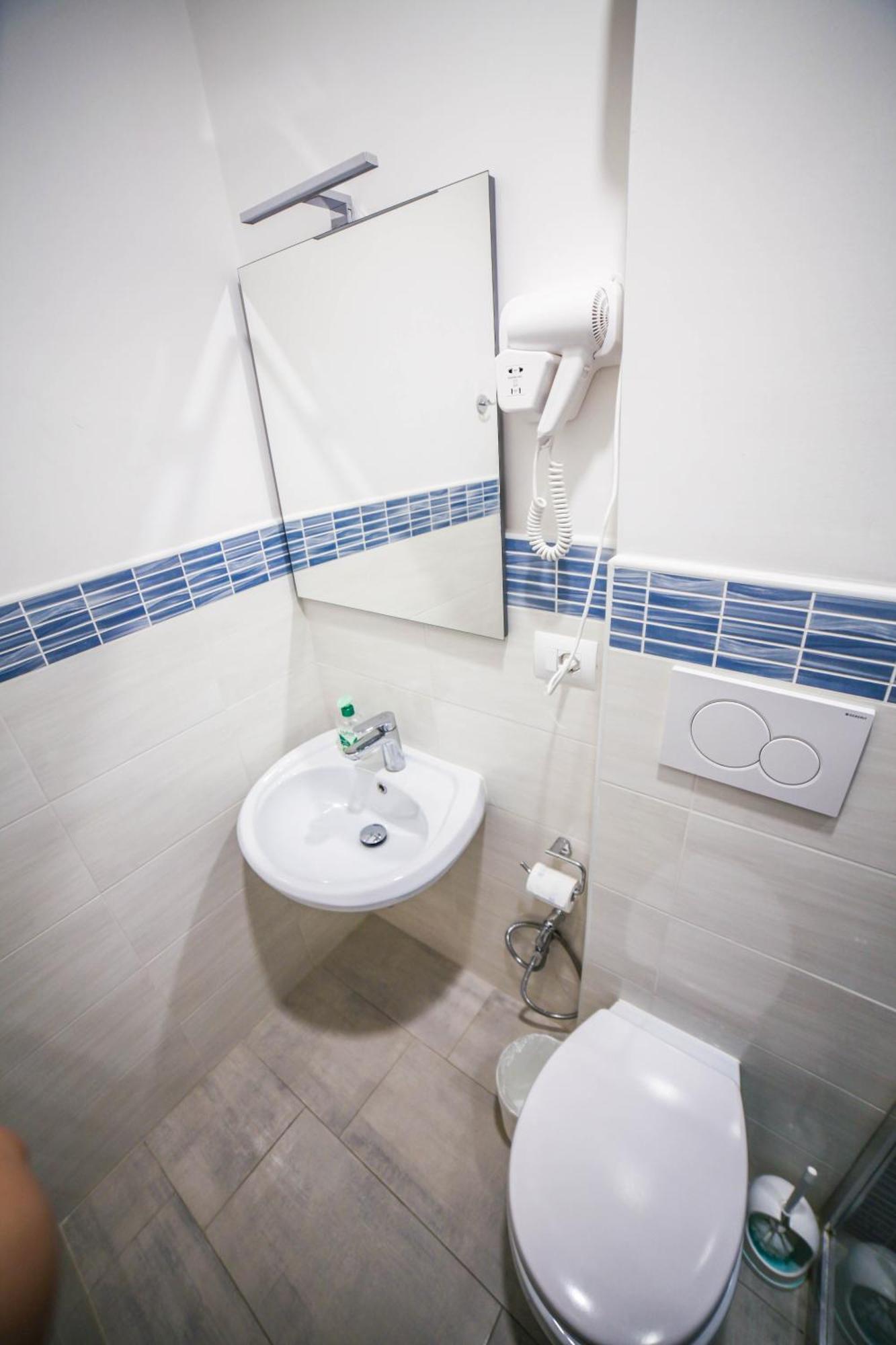 Cosmo Guesthouse Rzym Zewnętrze zdjęcie